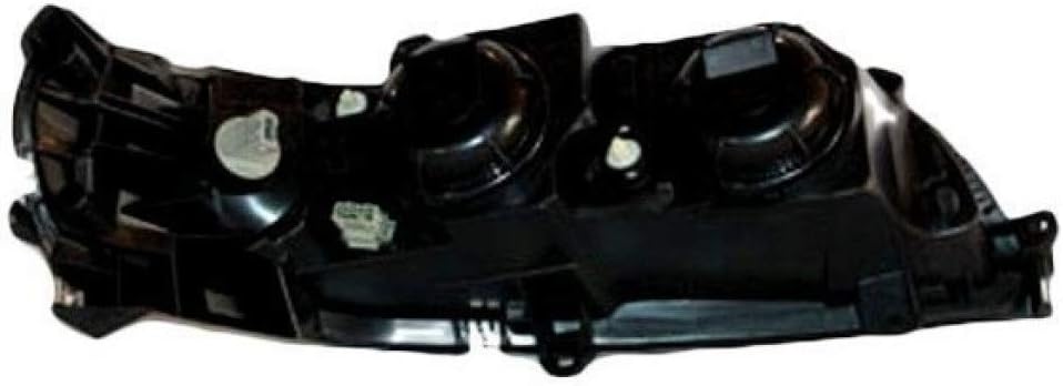 Volvo V70 Headlight 2001-2004 Driver Side with Bulbs W802985