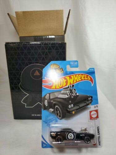 Magic 8 Ball x Figure8 Exclusive w/ Rodger Dodger 8 Ball Car D6982